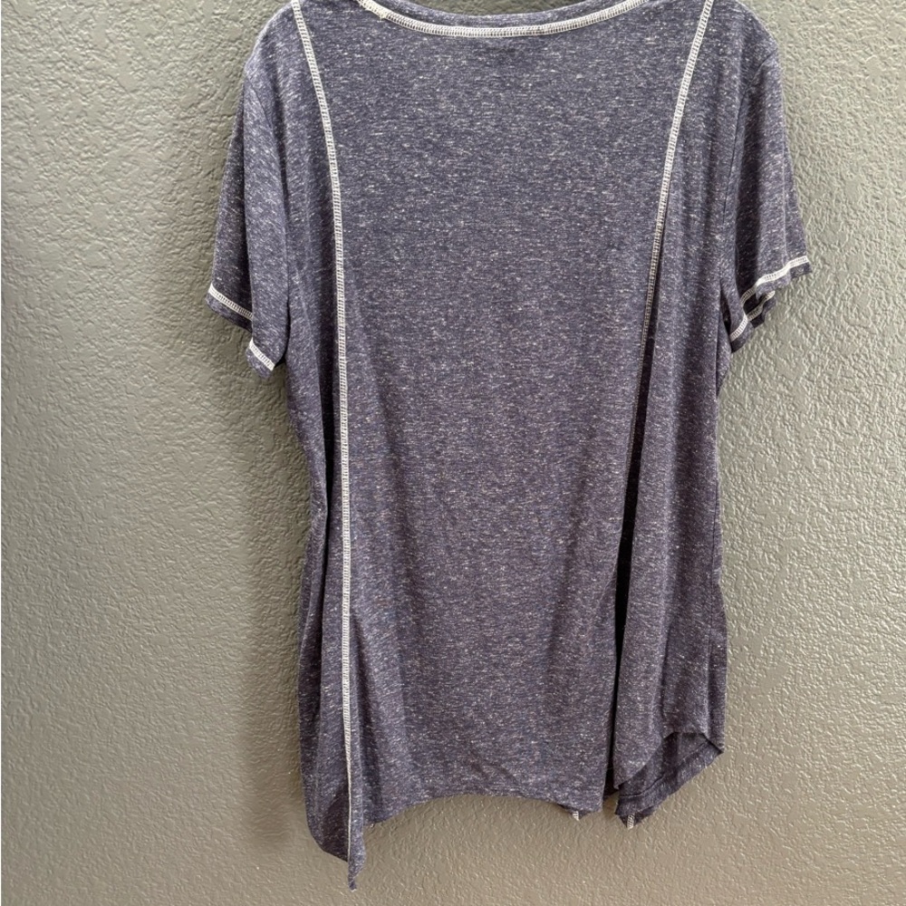 π¨$6π¨* 3/$25 2/$20 Style & Co. valentine Love Graphic tee, Heart, rhinestones - Picture 8 of 9